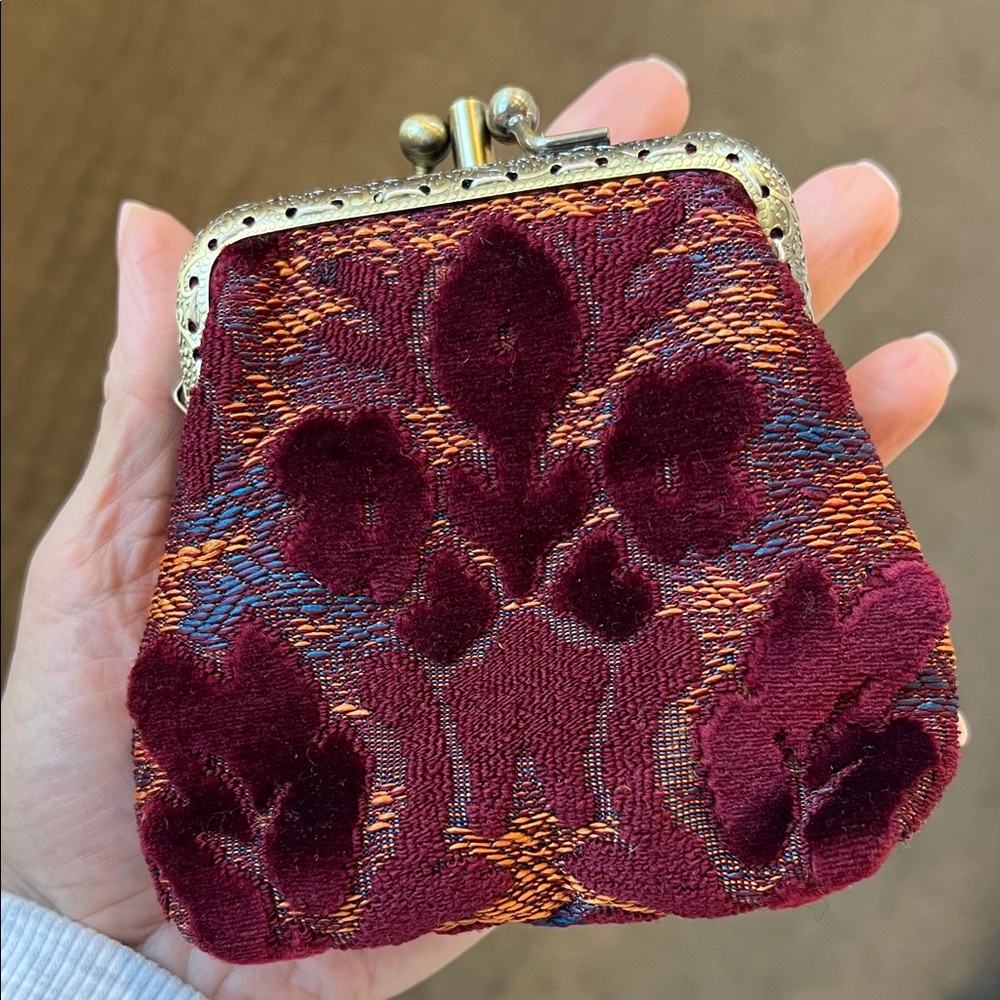 Elegant Burgundy Floral Clutch